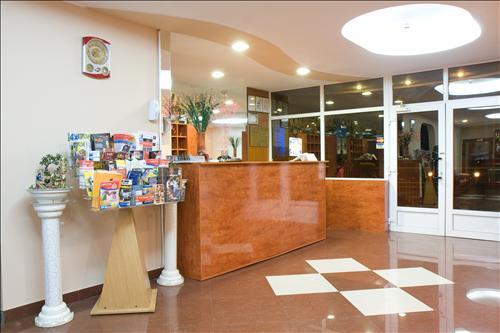 Dalin Hotel Бухарест Інтер'єр фото